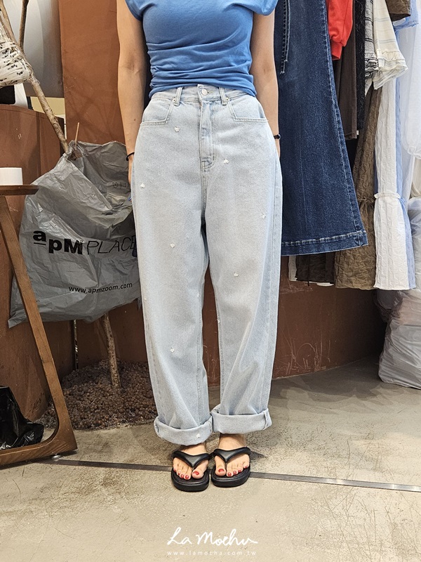 (限量)愛心刺繡牛仔褲